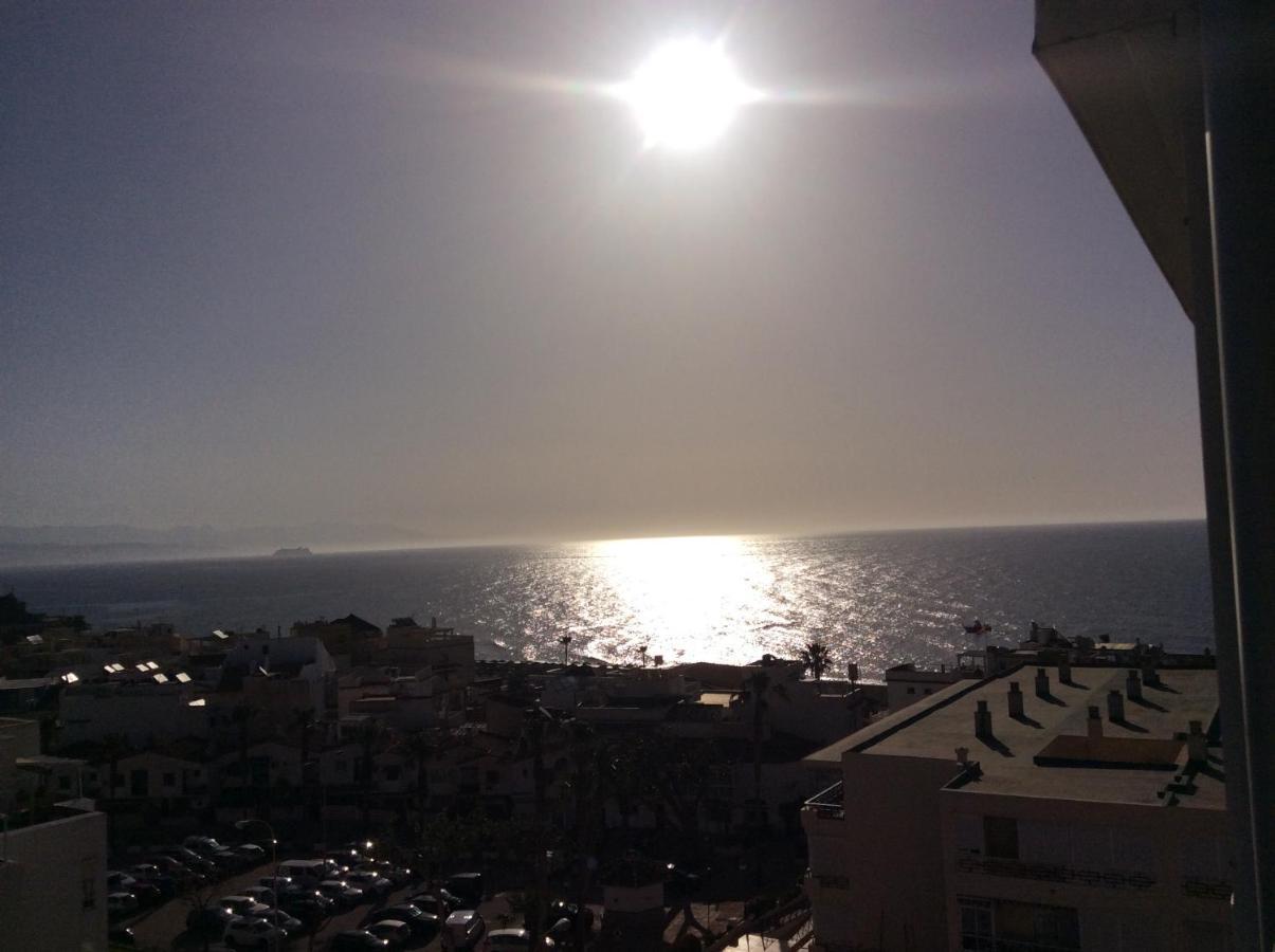 Apartamento Totalmente Reformado Con Piscina Y Jardines Al Lado De La Playa De La Carihuela Торремолинос Экстерьер фото